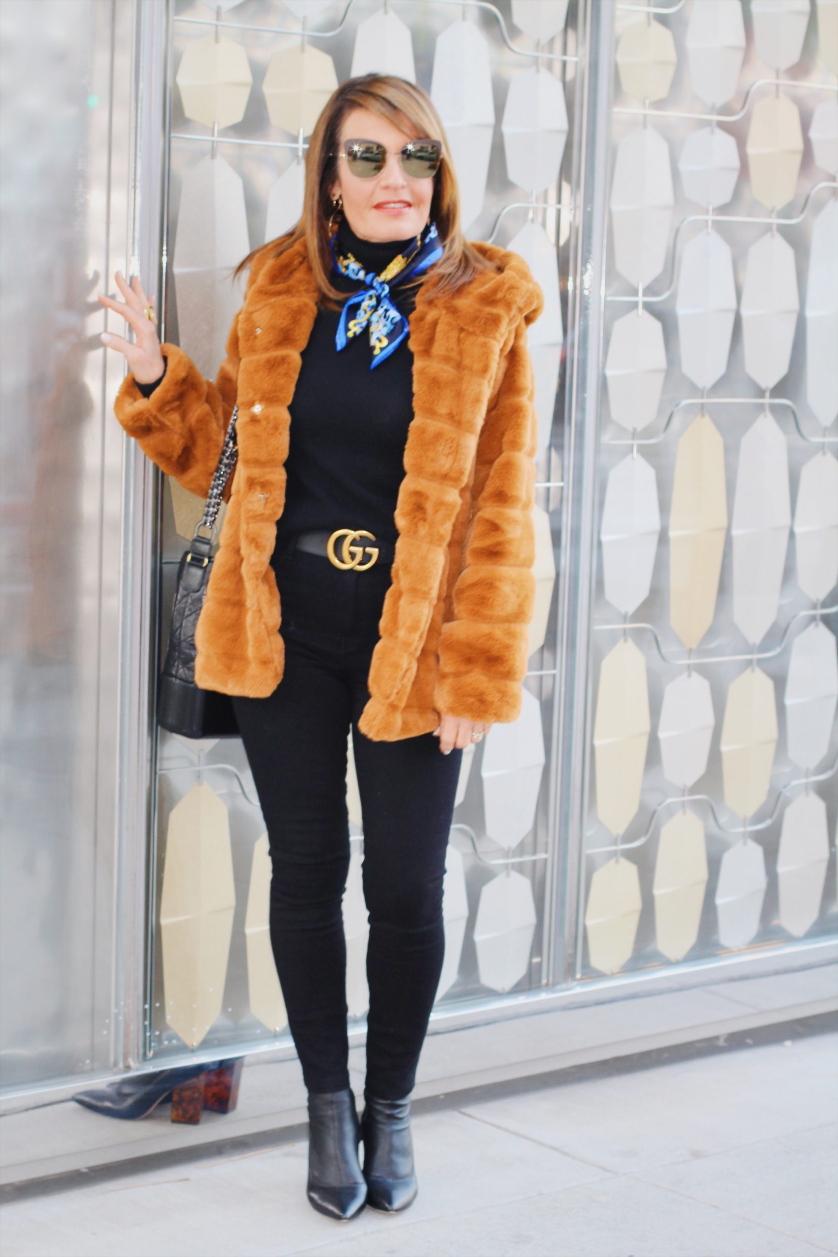 Apparis fur jacket