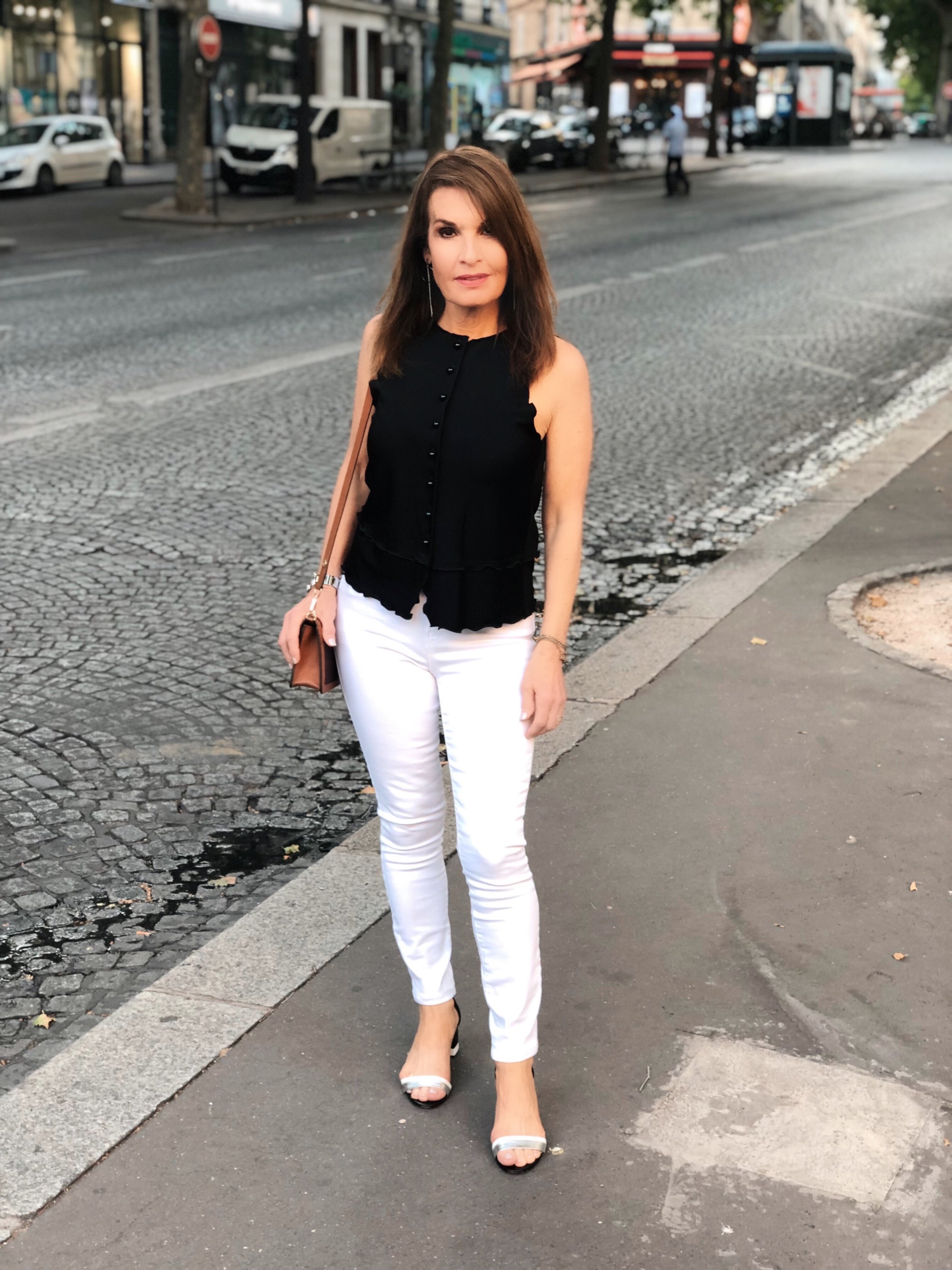  On our way to the French restaurant, Substance, where we had the delicious green gazpacho soup which inspired the one featured on this week’s food post! Armani top, L’Agence jeans, Pierre Hardy sandals, Louis Vuitton beltbag worn as a shoulder bag, Merav Shavit earrings. 