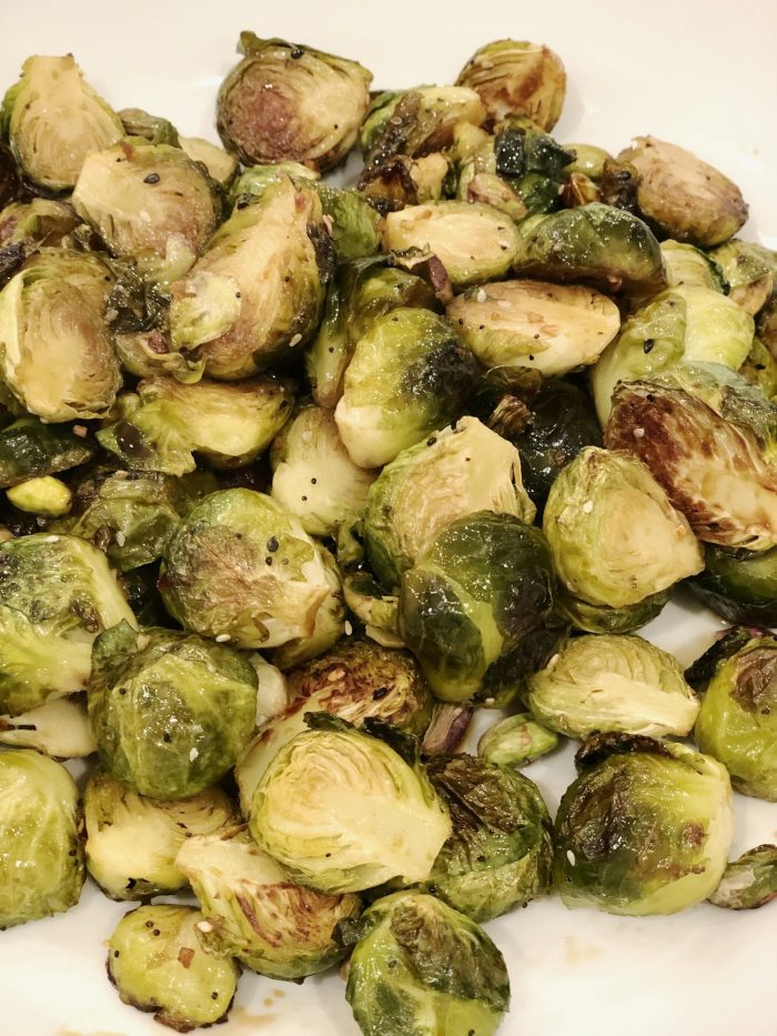 Roasted Brussels Sprouts with Maple Syrup and Balsamic Vinegar