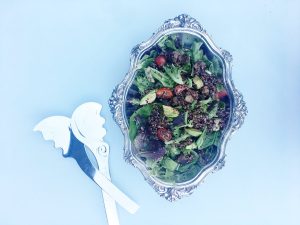 Green Salad with Mushrooms and Quinoa