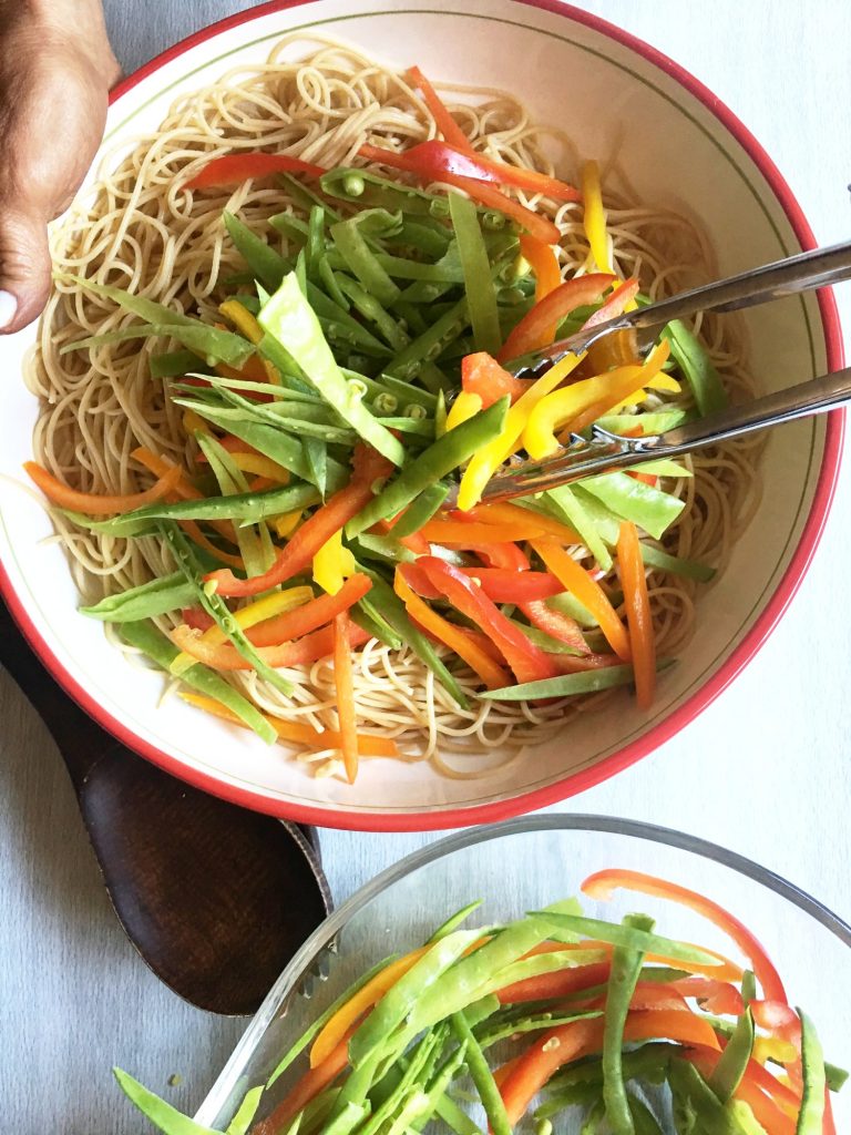 Sesame Noodles with Snow Peas and Peppers Recipe