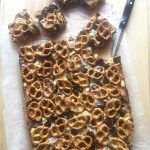 Chocolaty Pretzel and Peanut Cookies Bars Recipe